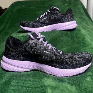 Brooks Women's Launch 6 Black and Lavender Athletic Shoes